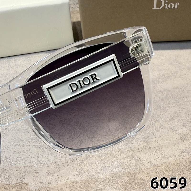 6059 Sunglasses with box
