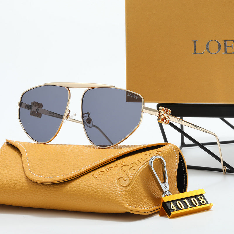 40108 Sunglasses with box