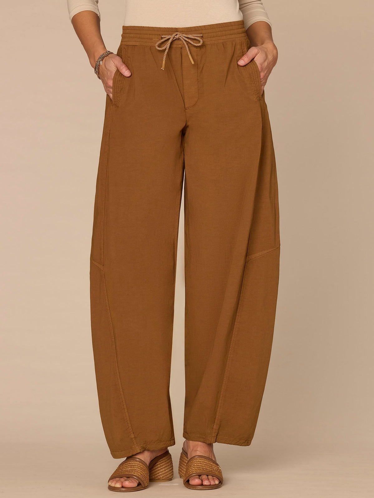 "Ab"leisure Skyrise Cinched Waist Toggle Hem Jogger Pants