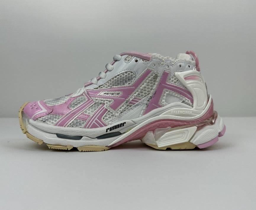 Runner Sneakers