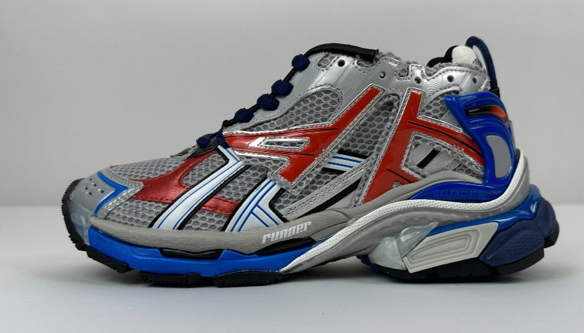 Runner Sneakers