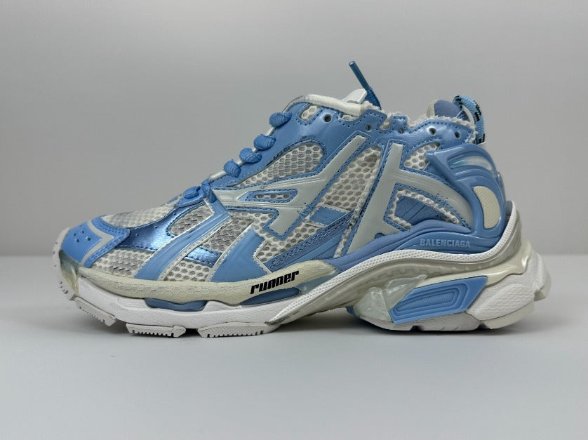 Runner Sneakers